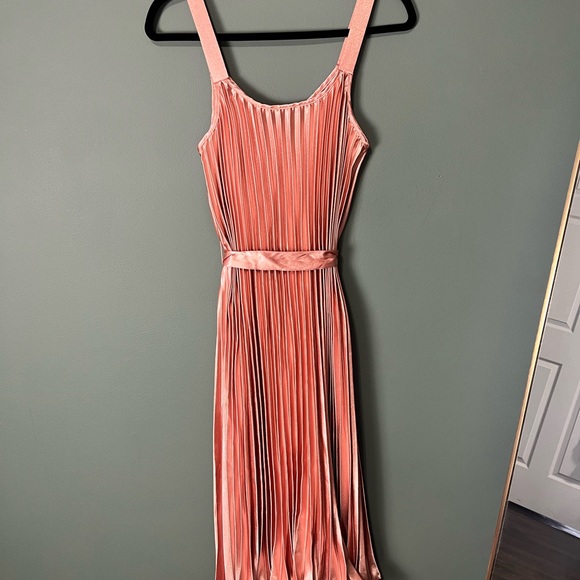 Pink Satan ribbed dress - Picture 4 of 4